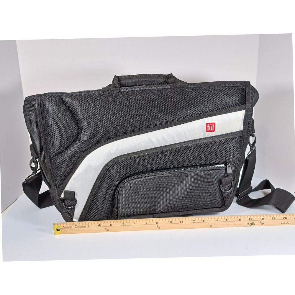 Ful Powerbag Messenger Bag Black Ballistic Nylon Integrated Battery Charging Bag